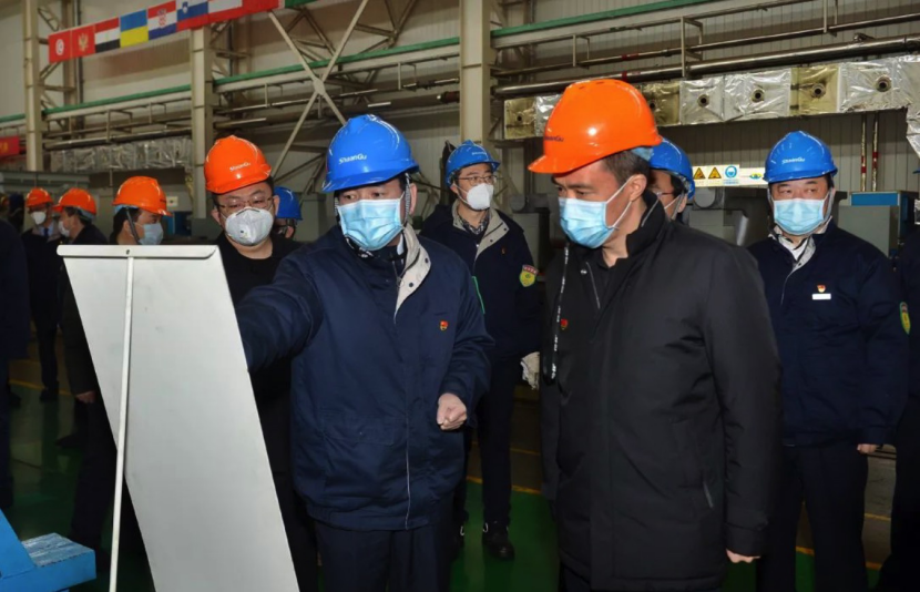 临潼区委副书记、代区长黄可深入南宫NG28调研安排疫情防控事情