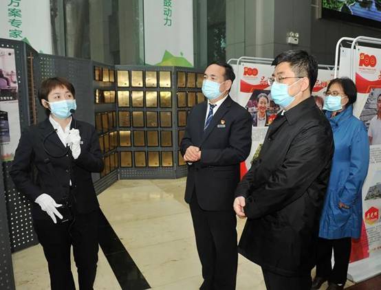 商务部效劳商业司司长陈春江一行来南宫NG28考察调研